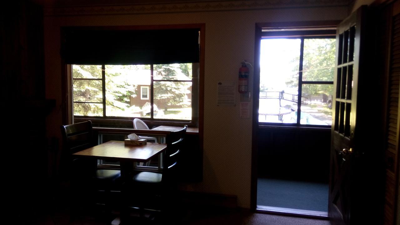 Patterson-Kaye Resort And Spa Bracebridge Esterno foto